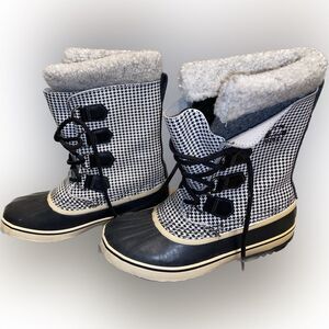 SOREL Women's 1964 PAC Black White Houndstooth Waterproof Snow Boots Size 6
